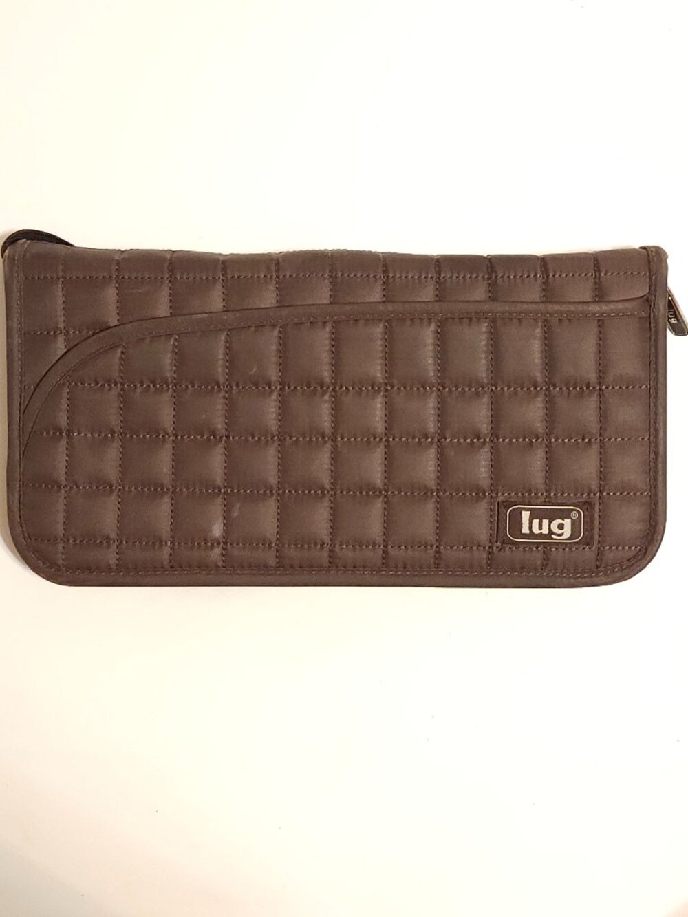 Lug Tango Travel Wristlet Passport Wallet Chocolate Brown Full Zip Bag